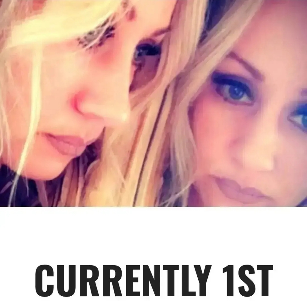 Please help ypur posh sister have her dream & VOTE! thank you - Picture 2 of 7